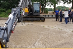 Betriebshof-Volvobagger1a